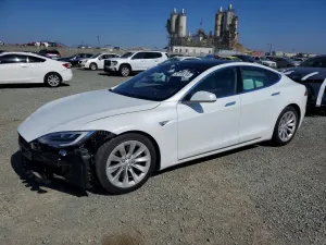 Tesla Model S 2016