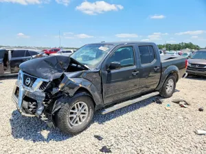 Nissan Frontier 4.0L 6 2015