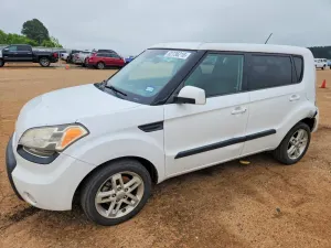 Kia Soul 2.0L 4 2011