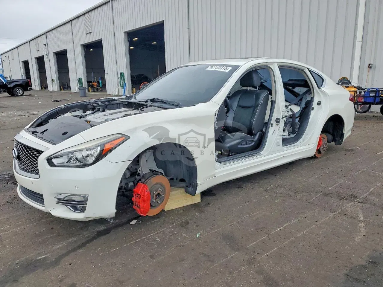 Infiniti Q70 3.7L 6 2019