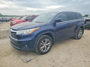 Toyota Highlander 3.5L 6 2015