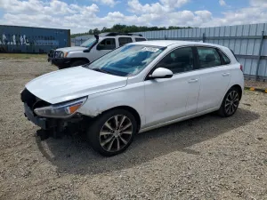 Hyundai Elantra 2.0L 4 2019