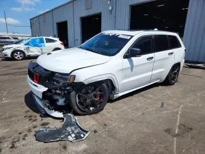 Jeep Grand Cherokee 6.4L 8 2017