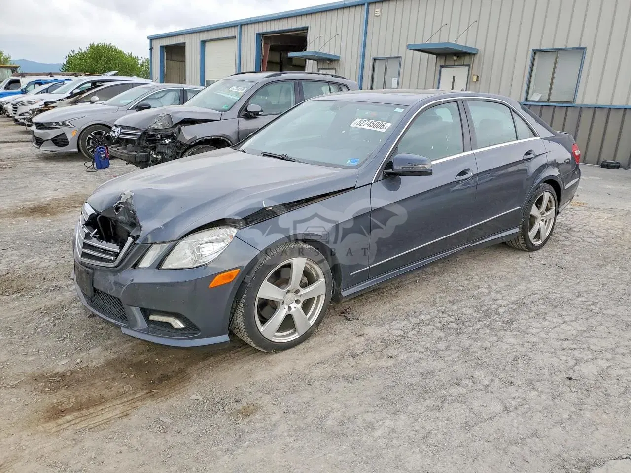 Mercedes-Benz E 3.5L 6 2011