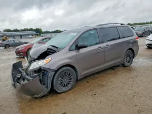 Toyota Sienna 3.5L 6 2012
