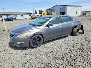 Nissan Altima 2.5L 4 2015