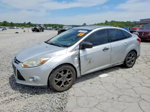 Ford Focus 2.0L 4 2013