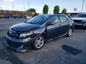 Toyota Corolla 1.8L 4 2013