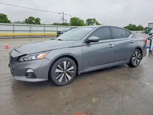 Nissan Altima 2.5L 4 2020