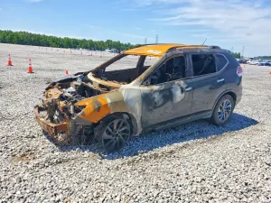 Nissan Rogue 2.5L 4 2016