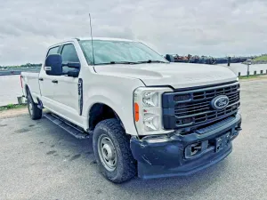 Ford F-250 6.8L 8 2024