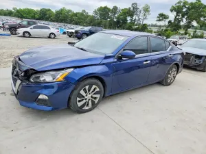 Nissan Altima 2.5L 4 2020