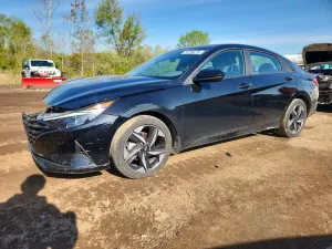 Hyundai Elantra 2.0L 4 2023