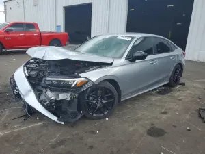 Honda Civic 2.0L 4 2025