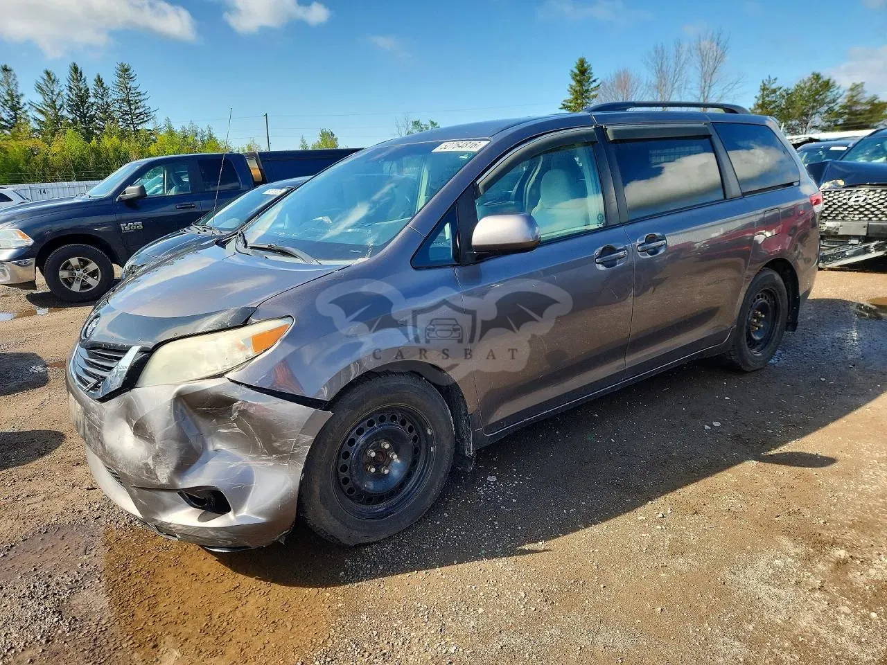 Toyota Sienna 3.5L 6 2011