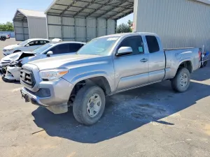 Toyota Tacoma 2.7L 4 2020