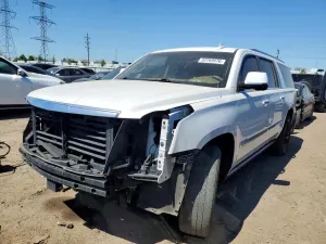 Cadillac Escalade 6.2L 8 2016