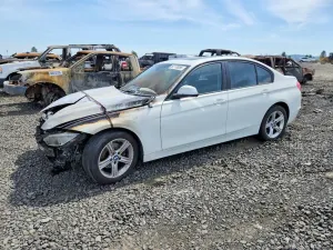 BMW 3 Series 2.0L 4 2015