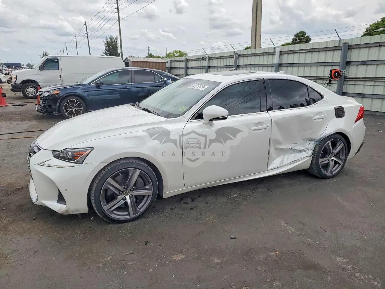 Lexus IS 2.0L 4 2019