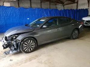 Nissan Altima 2.5L 4 2025