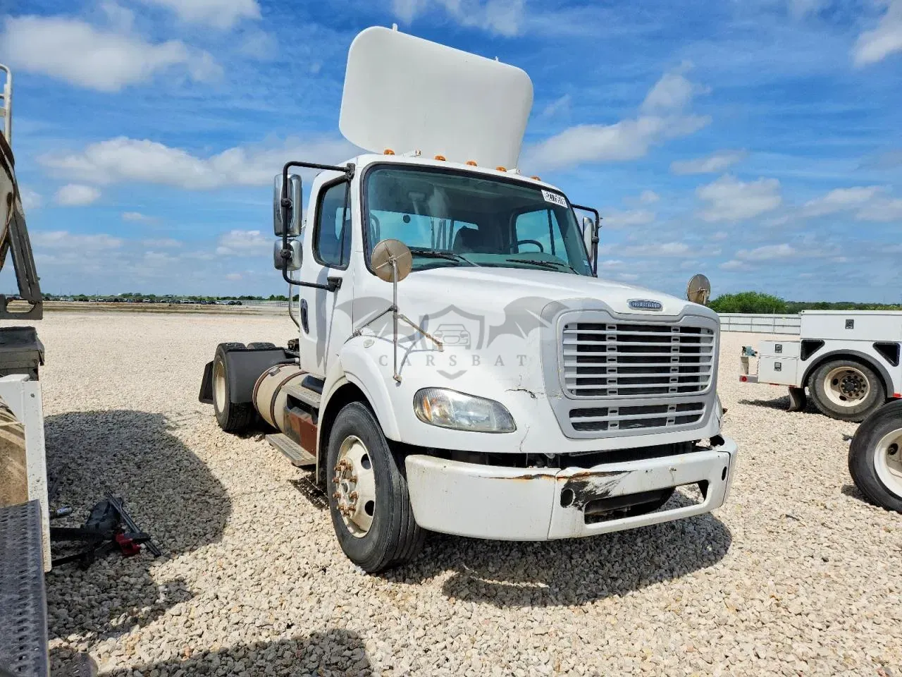 Freightliner Business Class M2 8.9L 6 2013