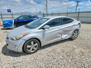 Hyundai Elantra 1.8L 4 2013