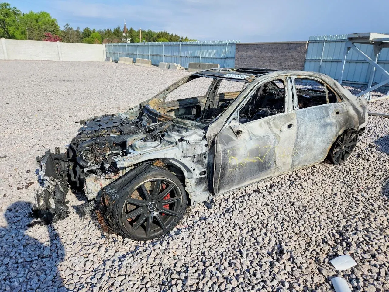 Mercedes-Benz E 5.5L 8 2015