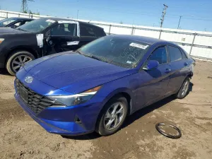 Hyundai Elantra 2.0L 4 2023