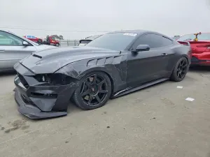 Ford Mustang 5.0L 8 2020