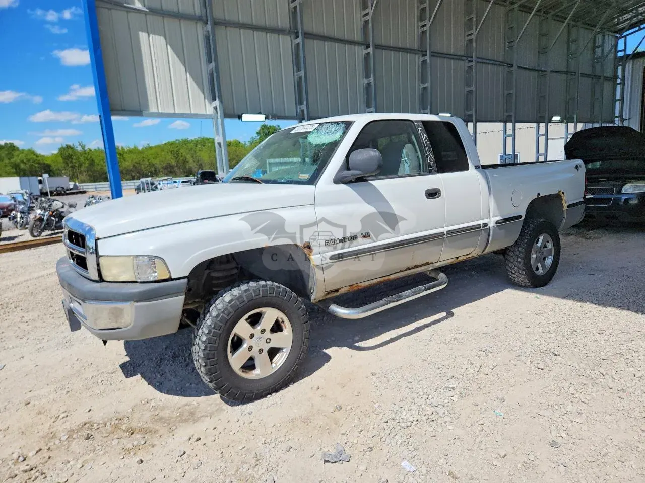 Dodge RAM 5.9L 8 1999