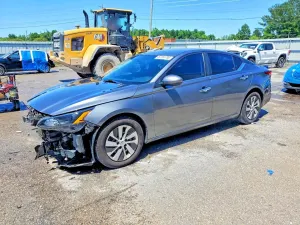 Nissan Altima 2.5L 4 2022