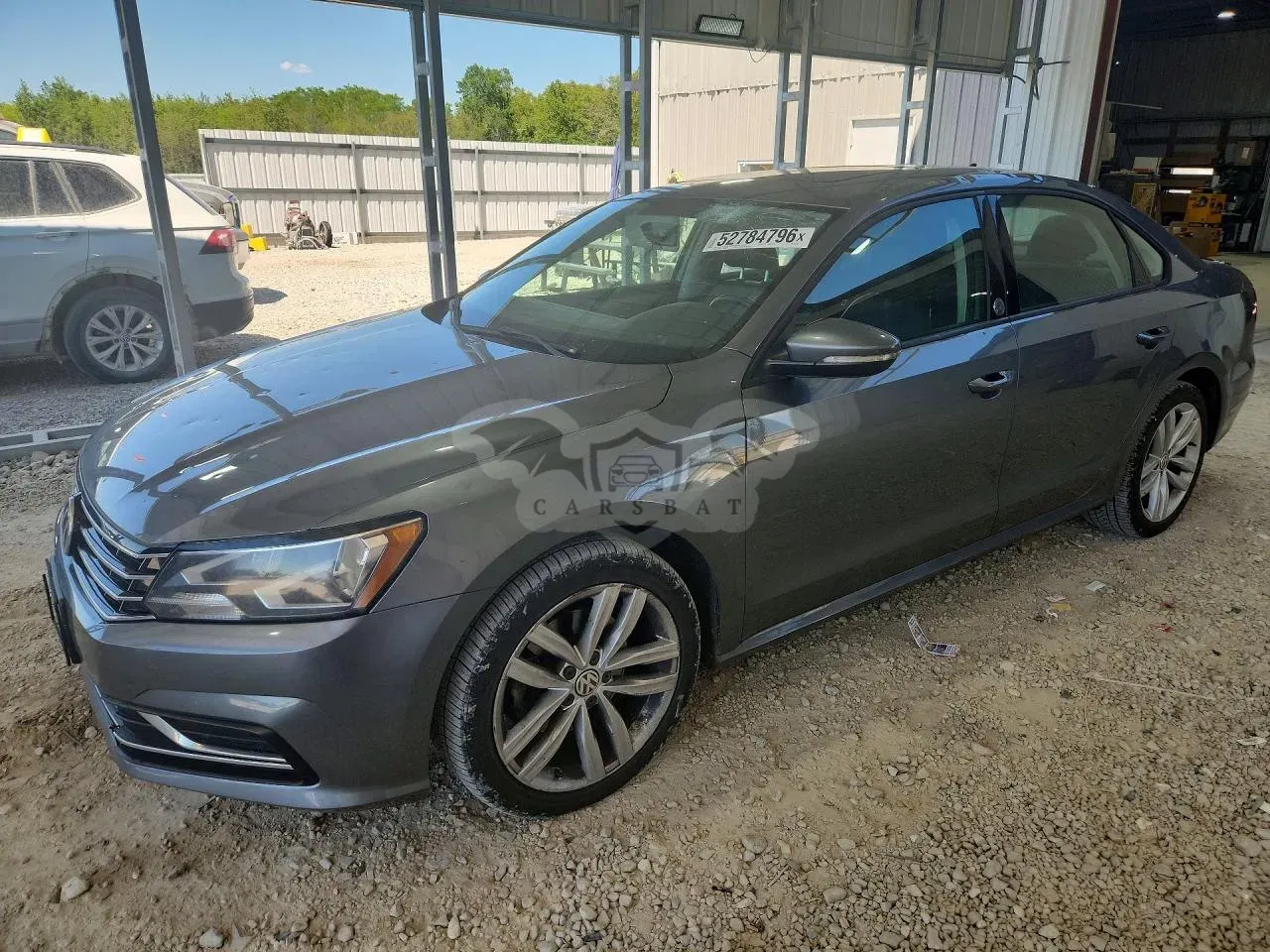 Volkswagen Passat 2.0L 4 2019