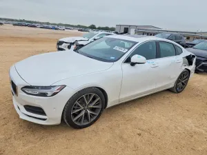 Volvo S90 2.0L 4 2017