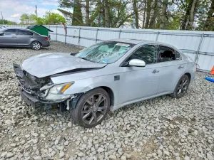Nissan Maxima 3.5L 6 2013