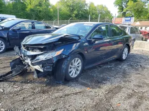 Toyota Camry 2.5L 4 2021