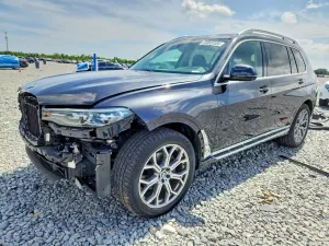 BMW X7 3.0L 6 2021
