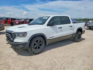 RAM 1500 5.7L 8 2023