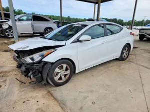 Hyundai Elantra 1.8L 4 2015
