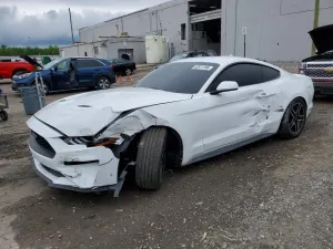 Ford Mustang 2.3L 4 2022