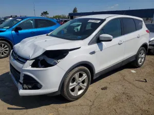 Ford Escape 2.5L 4 2015