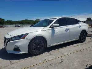 Nissan Altima 2.5L 4 2020