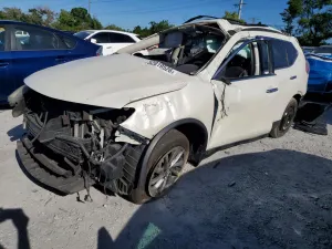 Nissan Rogue 2.5L 4 2015