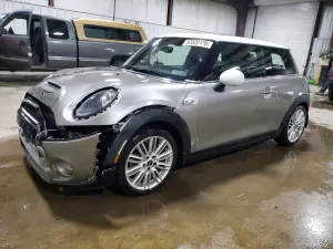 Mini Cooper 2.0L 4 2019