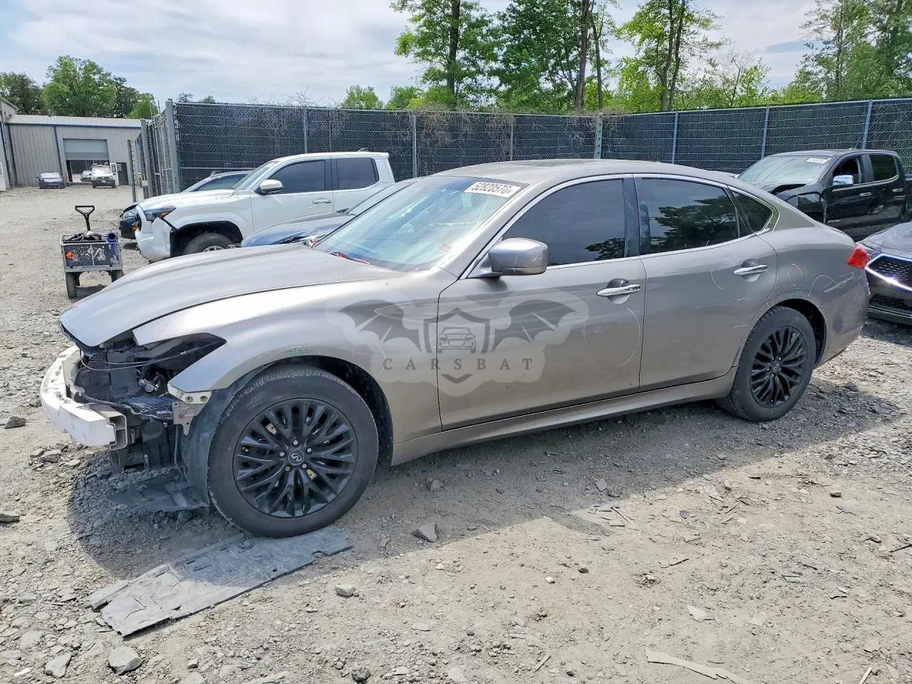Infiniti M37 3.7L 6 2011