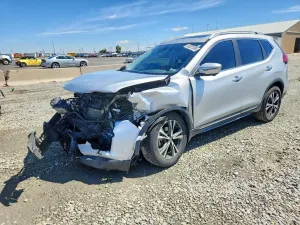 Nissan Rogue 2.5L 4 2017