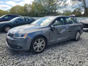 Volkswagen Jetta 2.5L 5 2011