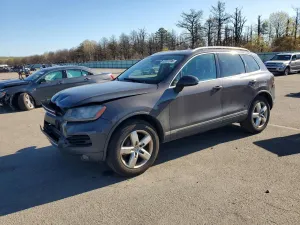 Volkswagen Touareg 3.6L 6 2011