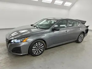 Nissan Altima 2.5L 4 2024
