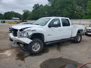 GMC Sierra 6.6L 8 2009