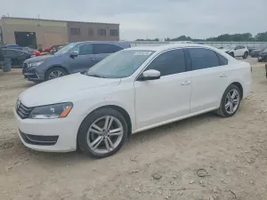Volkswagen Passat 1.8L 4 2014